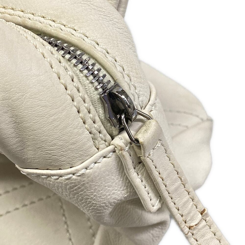 Chanel Diamond Stitch Shoulder Bag - Picture 12 of 15